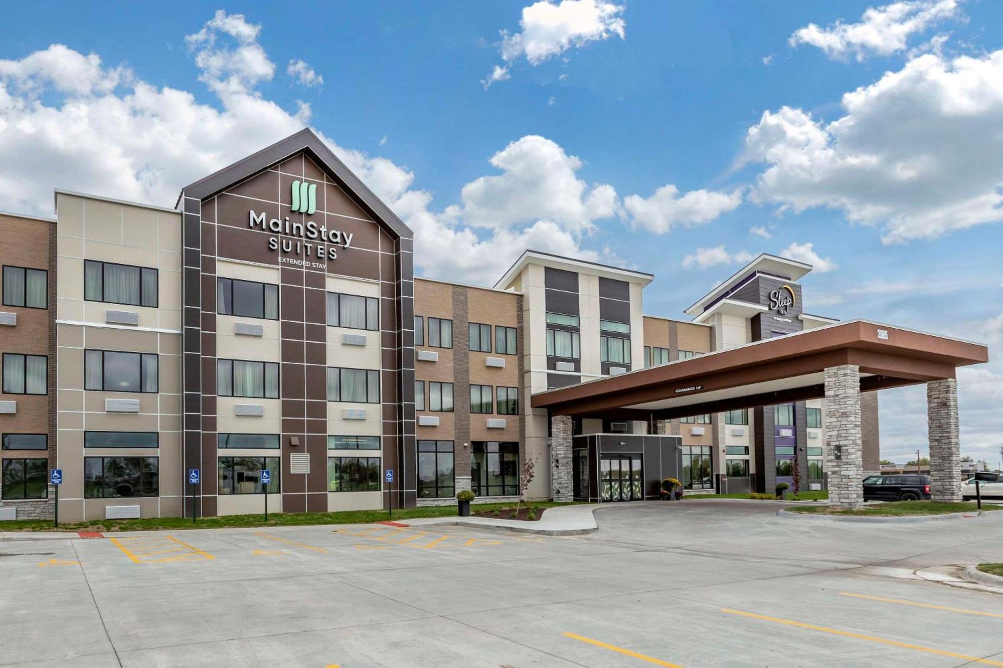 Sleep Inn & Suites Milwaukee-Franklin 富兰克林 外观 照片